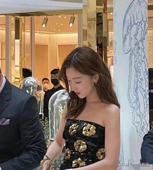 跟娱乐圈一起吃瓜的明星